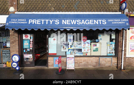 East Beach Post Office e negozio di caramelle in Selsey, West Sussex, dove Steve Thomson ha acquistato il suo vincitori Milioni di Euro biglietto della lotteria. Foto Stock