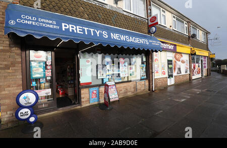 East Beach Post Office e negozio di caramelle in Selsey, West Sussex, dove Steve Thomson ha acquistato il suo vincitori Milioni di Euro biglietto della lotteria. Foto Stock