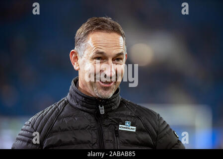 Sinsheim (Germania). 24 nov 2019 Coach Achim Beierlorzer (1.FSV Mainz 05) al calcio, Bundesliga 2019/2020 - TSG 1899 Hoffenheim v 1. FSV Maiz 05 all'Arena PreZero su Novembre 24, 2019 a Sinsheim (Germania). Credito: Cal Sport Media/Alamy Live News Foto Stock