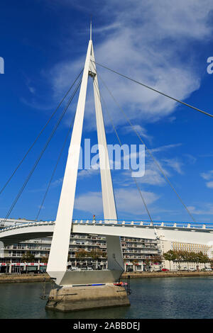 Ponte pedonale, commercio bacino, Le Havre, Normandia, Francia Foto Stock