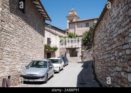 Monastero delle Clarisse di Vallegloria nel centro storico di Spello, Umbria, Italia. 21 agosto 2019 © Wojciech Strozyk / Alamy Stock Photo Foto Stock