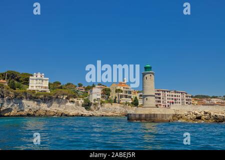 Faro nella città di Cassis. Provenza, Francia Foto Stock