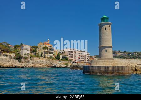 Faro nella città di Cassis. Provenza, Francia Foto Stock