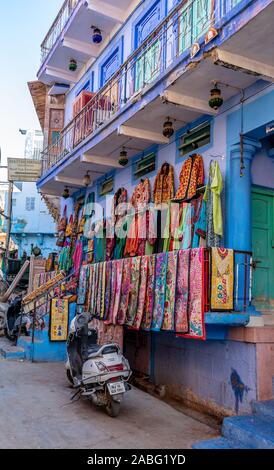 Jodhpur, Rajasthan, India; 24-Feb-2019; negozio di strada nella città blu Foto Stock