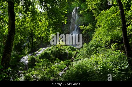 Urach cascata nei pressi di Bad Urach, Germania Foto Stock