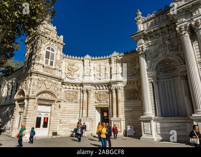 Palazzo Dolmabahce ad Istanbul in Turchia Foto Stock