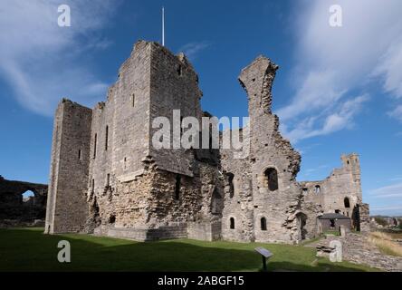 Middleham Castle, Middleham, North Yorkshire, Regno Unito. Il 2 ottobre 2018 la magnifica rovina di Middlham una volta era la casa di Richard il terzo Foto Stock