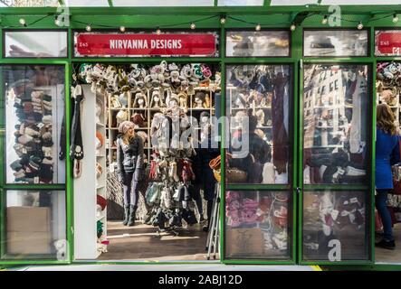 Holiday pop up negozi a Bryant Park Foto Stock