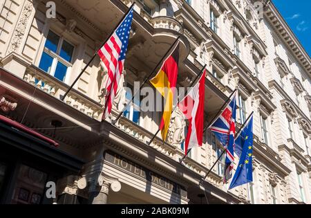 ViENNA, Austria - Agosto 17, 2018: fuori il famoso Hotel Sacher di Vienna, Austria. Foto Stock