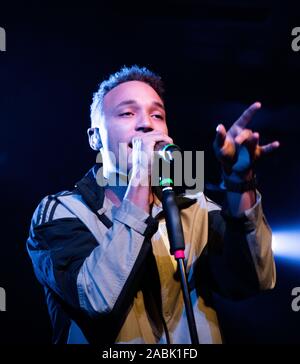 Copenhagen, Danimarca. 27 Nov, 2019. Il danese cantante e cantautore Alexander Oscar esegue un concerto dal vivo a VEGA in Copenhagen. (Photo credit: Gonzales foto/Nikolaj Bransholm/Alamy Live News). Foto Stock