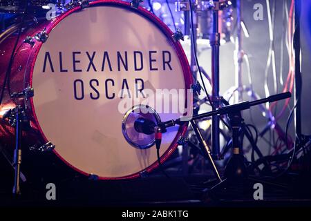 Copenhagen, Danimarca. 27 Nov, 2019. Il danese cantante e cantautore Alexander Oscar esegue un concerto dal vivo a VEGA in Copenhagen. (Photo credit: Gonzales foto/Nikolaj Bransholm/Alamy Live News). Foto Stock