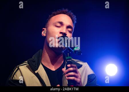 Copenhagen, Danimarca. 27 Nov, 2019. Il danese cantante e cantautore Alexander Oscar esegue un concerto dal vivo a VEGA in Copenhagen. (Photo credit: Gonzales foto/Nikolaj Bransholm/Alamy Live News). Foto Stock