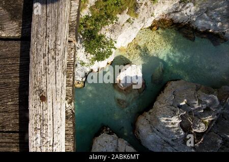 Parole chiave: fiume, soca, Slovenia, acqua, la natura, il verde paesaggio, bella, parco, montagna, nazionale, valley, turchese, Triglav, roccia, pietra, blu Foto Stock