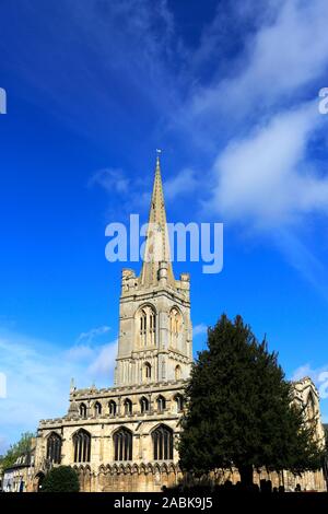 Chiesa di tutti i santi, Red Lion Square, georgiano città mercato di Stamford, Lincolnshire County, England, Regno Unito Foto Stock