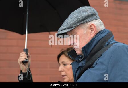 Hillsborough corrispondono comandante David Duckenfield, chi è accusato di omicidio colposo da grave negligenza di 95 Liverpool sostenitori al 1989 FA Cup semi-finale, arrivando a Preston Crown Court. Foto Stock