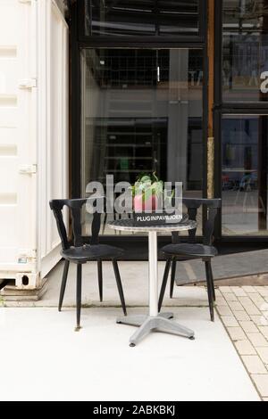 L'interno del temporaneo spazio creativo Plug-in Paviljoen al plug-in City building Strijp S, Eindhoven, Paesi Bassi Foto Stock