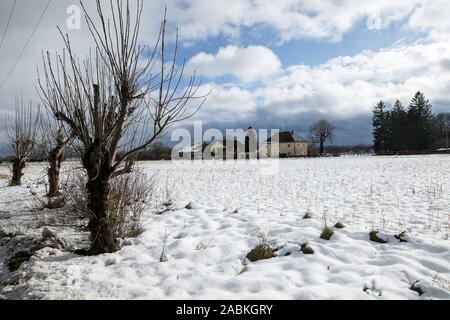 Terreni agricoli nevoso vicino Daglfing, fotografato in Brodersenstraße vicino all'angolo di Kunihohstraße, sud-est Vista. [Traduzione automatizzata] Foto Stock