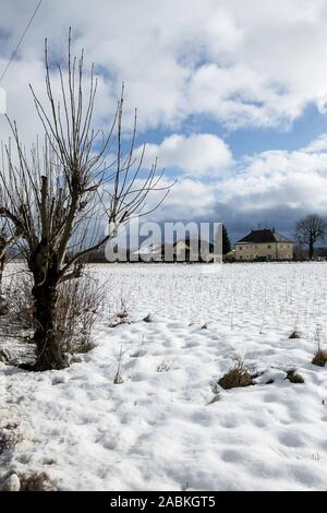 Terreni agricoli nevoso vicino Daglfing, fotografato in Brodersenstraße vicino all'angolo di Kunihohstraße, sud-est Vista. [Traduzione automatizzata] Foto Stock