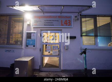 I locali del farmaco servizio di emergenza L43 di prop e.v. di Monaco di Baviera. [Traduzione automatizzata] Foto Stock