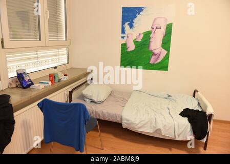 Posti letto con il farmaco servizio di emergenza L43 di prop e.v. di Monaco di Baviera. [Traduzione automatizzata] Foto Stock