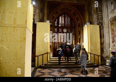 Le riparazioni e il rinnovamento di st stephens hall le case del parlamento Londra Inghilterra Regno Unito Foto Stock