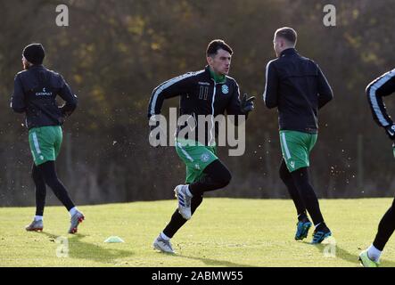 Tranent, Ormiston, East Lothian.la Scozia. Regno Unito. 28 novembre 2019 Hibernian Joe Newell (11) , Sessione di formazione per Scottish Premiership match vs Kilmarnock. Credito: eric mccowat/Alamy Live News Foto Stock