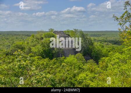 Pyramide Struktur I, Calakmul, Campeche, Mexiko Foto Stock