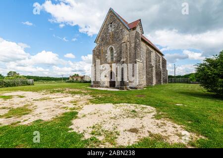 Bar-sur-Seine (Francia nord-orientale): la cappella dei Templari della Commenda di Avalleur, ospedale Commanderie di origine templare fondata nel XII secolo Foto Stock