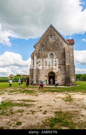 Bar-sur-Seine (Francia nord-orientale): la cappella dei Templari della Commenda di Avalleur, ospedale Commanderie di origine templare fondata nel XII secolo Foto Stock