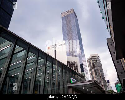 Kuala Lumpur, Malesia - Novembre 2019 - padiglione e Grand Millennium edifici Foto Stock