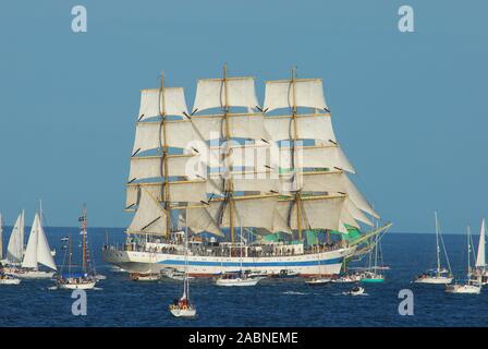 Tall Ships raccogliere in Falmouth per la Tall Ships Race. Foto Stock