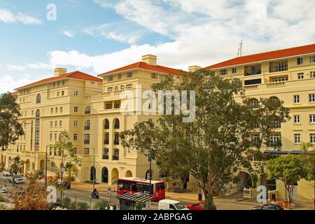 Blocchi di appartamenti a Ragged Staff Wharf, Queensway road, Westside, Gibilterra Foto Stock