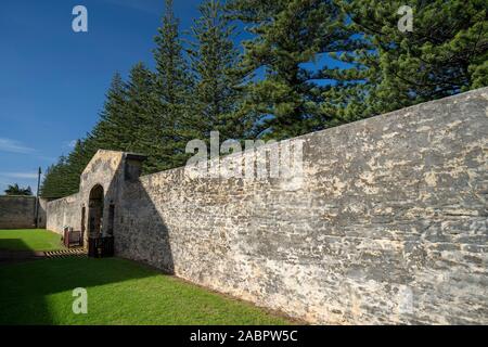 Mura fortificate attorno alla nuova caserma militare in Kingston e Arthur's Vale Area Storica, una delle undici luoghi che compongono l'australiano Conv Foto Stock