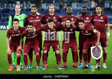 Roma, Italia. 28 Nov, 2019. Roma, Italia - 28 novembre 2019:CFR Cluj team prima della UEFA Europa League Gruppo E partita di calcio tra SS Lazio vs CFR Cluj, allo Stadio Olimpico di Roma. Credit: Indipendente Agenzia fotografica/Alamy Live News Foto Stock