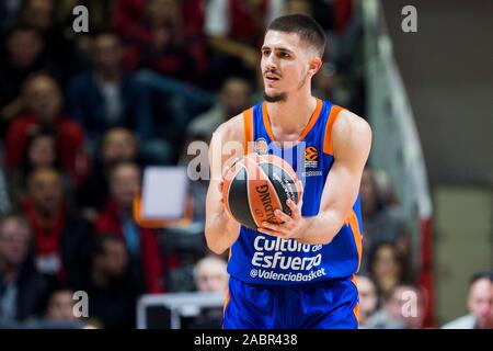 A Belgrado, in Serbia. 28 Nov, 2019. Vanja Markovic di Valencia carrello reagisce. Credito: Nikola Krstic/Alamy Live News Foto Stock