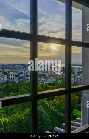 Wakayama City, Giappone - 6 Ottobre 2019: Vista di Wakayama City, dal castello, Giappone Foto Stock