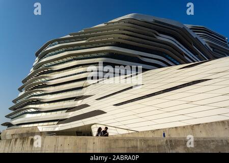 Avant-garde architettura geometrica di Hong Kong Foto Stock