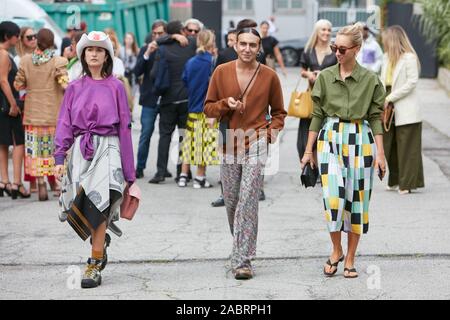Milano, Italia - 18 settembre 2019: gli ospiti prima di Arthur Arbesser fashion show, la Settimana della Moda Milanese street style Foto Stock