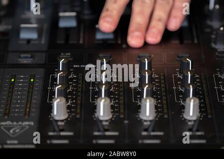 Close Up Pro Mixer DJX750 a Amsterdam Paesi Bassi 2019 Foto Stock