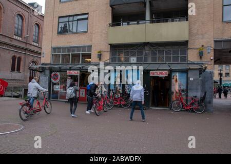 Mac Bike negozio di noleggio a Weteringschans 2 Street Amsterdam Paesi Bassi 2019 Foto Stock