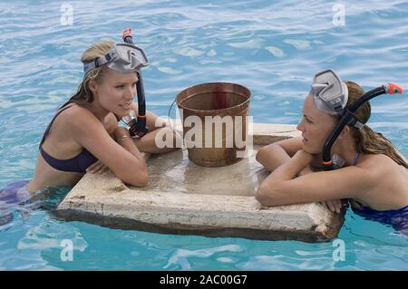 Rifugio COIUPLES 2009 Universal Pictures film con Kristen Bell a sinistra e Malin Akerman Foto Stock