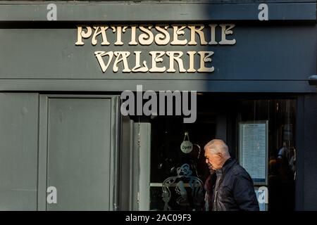 Patisserie Valerie café su Winchester high street, Regno Unito Foto Stock