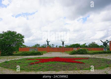 BUDAPEST, Ungheria -28 maggio 2019- Vista del Memento Park, un museo a cielo aperto di epoca comunista monumenti e statue al di fuori di Budapest, Ungheria. Foto Stock
