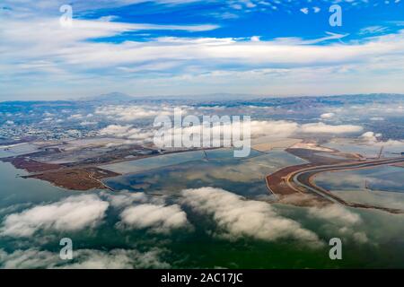 Vista aerea del Don Edwards San Francisco Bay National Wildlife Refuge in California Foto Stock