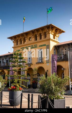 Etiopia, Addis Abeba, la Gare, coloniale vecchia stazione ferroviaria casa di Aquila Colline del Medio Oriente società di sviluppo Foto Stock