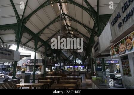 Il centro falker Lau Pa Sat, noto anche come mercato Telok Ayer, è un edificio storico situato nell'area centrale di Singapore. Foto Stock