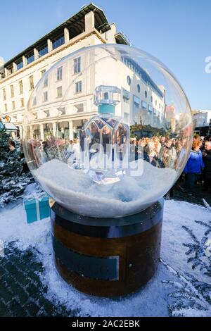 Il Covent Garden di Londra, Regno Unito. Il 30 novembre 2019. Tiffany Wonderland profumate in Covent Garden. Credito: Matteo Chattle/Alamy Live News Foto Stock