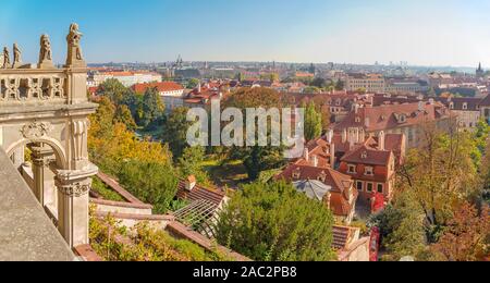Praga - La outlook dal Giardino Ledeburska sotto il castello a est. Foto Stock