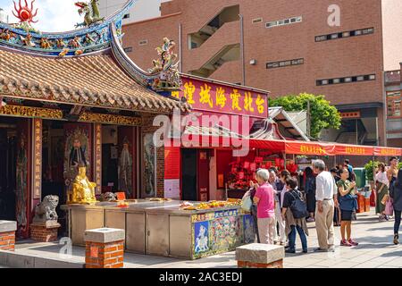 Taipei Città Xia-Hai tempio di Dio. È rinomato sia in patria che all'estero per una sua divinità, Yue Lao, che possiede il potere su matrimonio e relazione Foto Stock