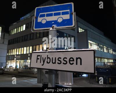 Tromso, Norvegia fermata autobus per l'aeroporto Foto Stock